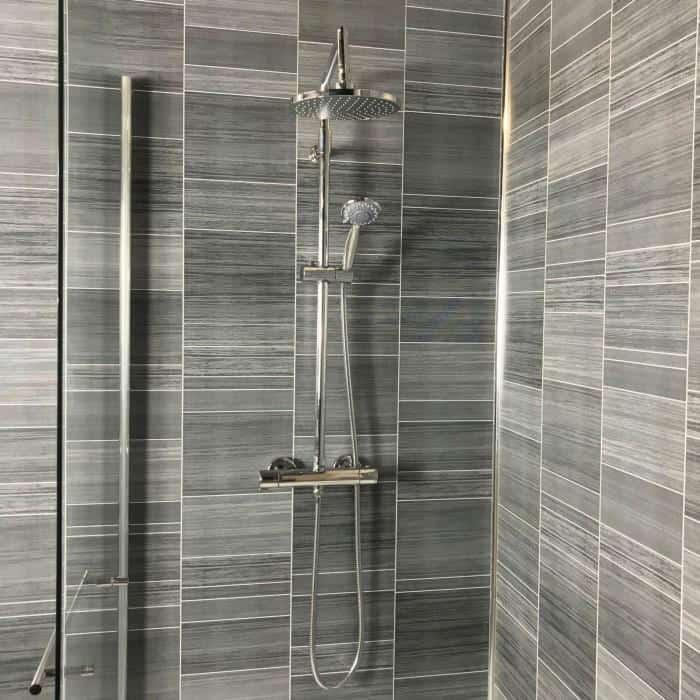 anthracite-multi-tile-effect-shower-panel