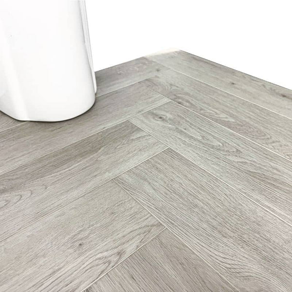 Faolinn Oak Herringbone SPC Flooring | w/ Built In Underlay | Elegance Range | 0.806m² Pack